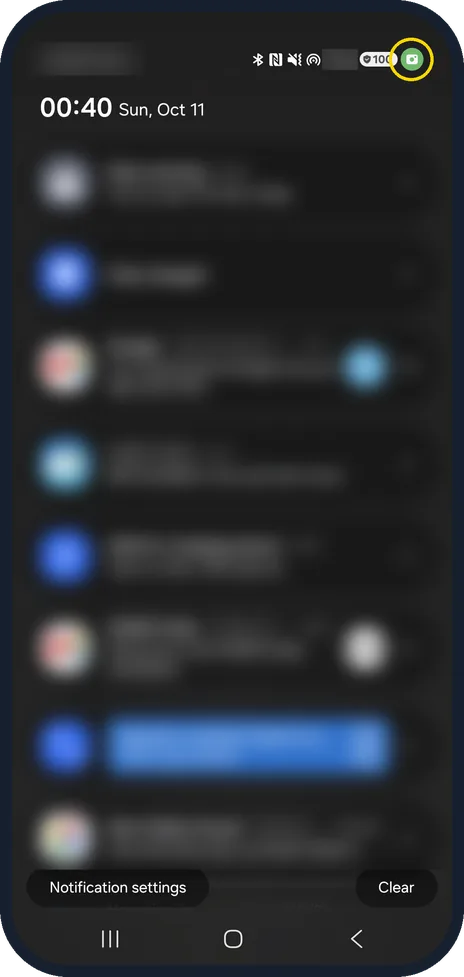 Android screenshot: Close apps that use the camera