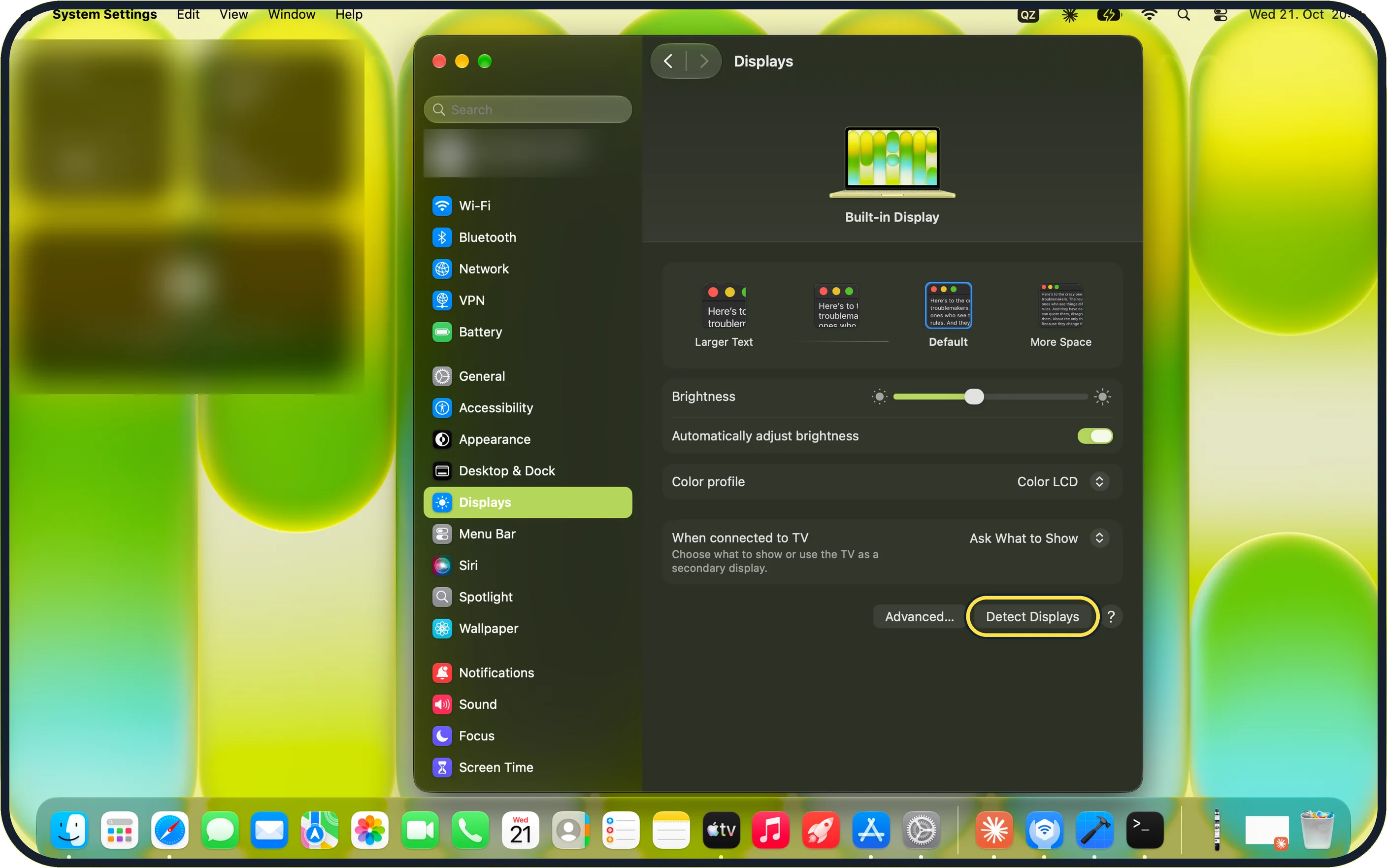 Mac screenshot: Hold Option and click Detect Displays