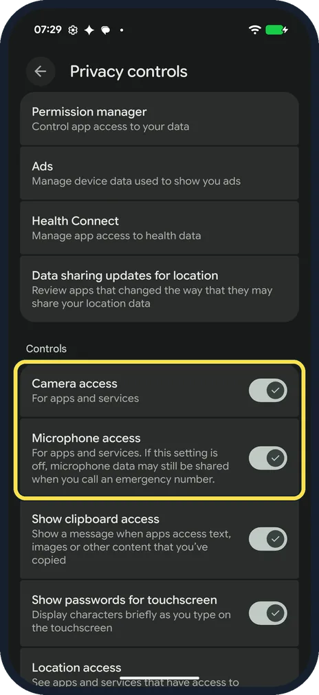 Android screenshot: Block the camera or mic for every app