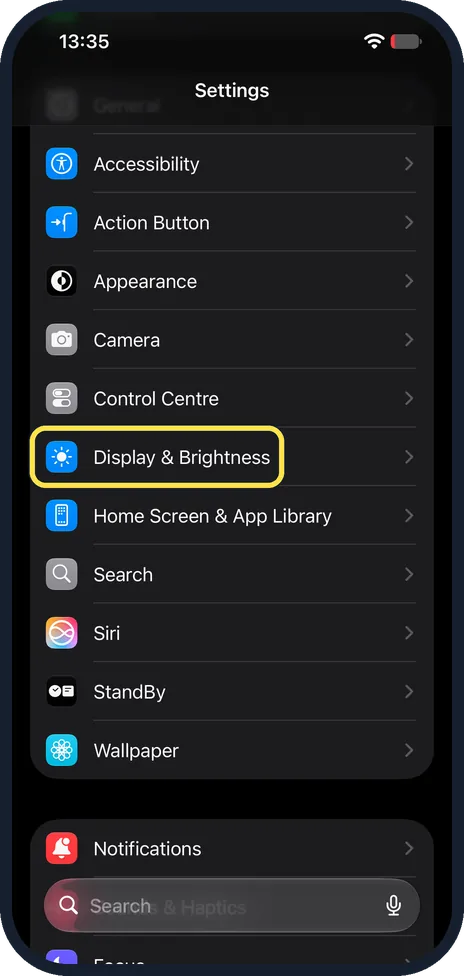 Screenshot from the guide: How to change how long an iPhone screen stays on (iOS 27)