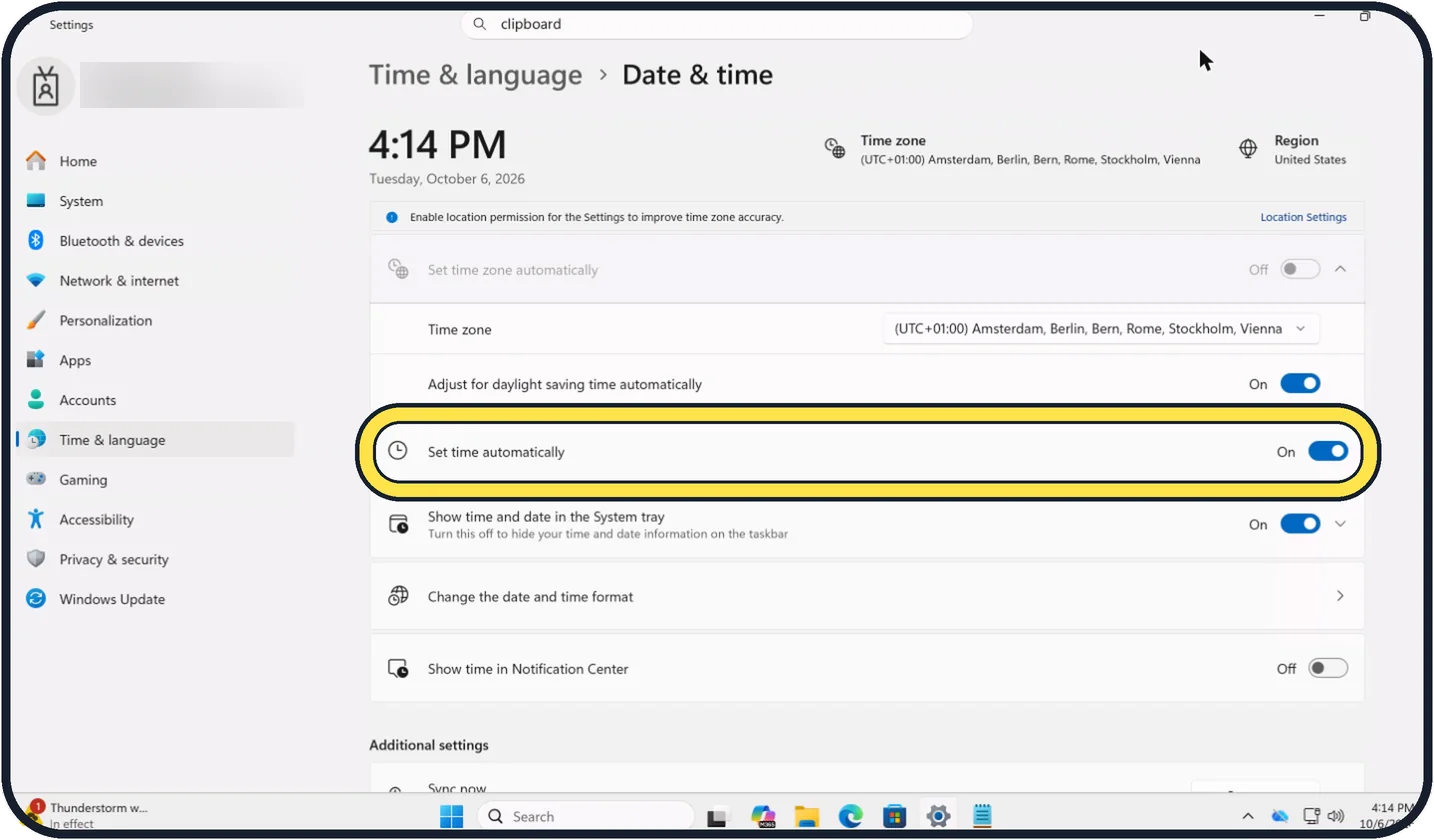 Windows screenshot: Switch on Set time automatically