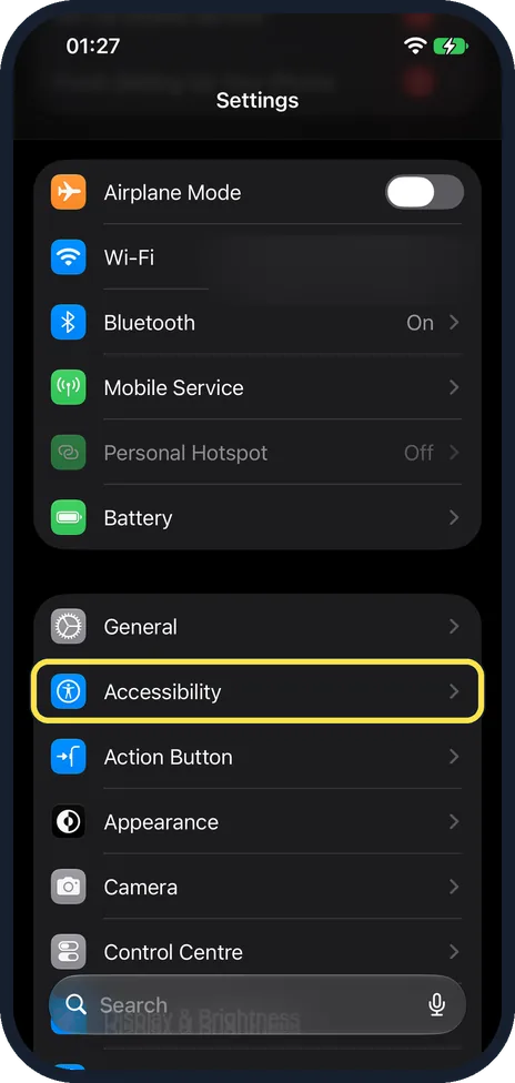 Screenshot from the guide: How to reduce transparency and increase contrast on an iPhone