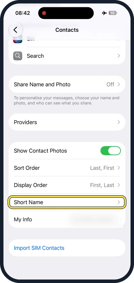 Screenshot from the guide: How to show full names instead of short names on an iPhone