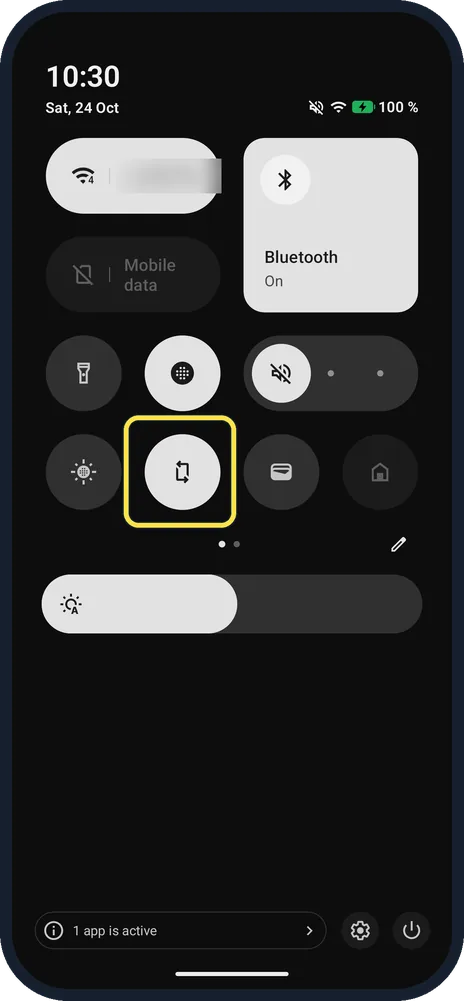 Android screenshot: Open Quick Settings