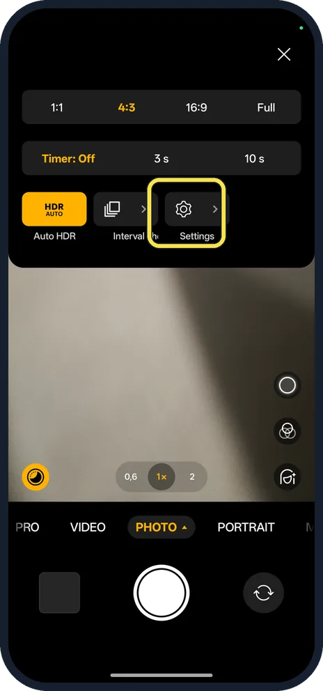 Android screenshot: Tap Settings