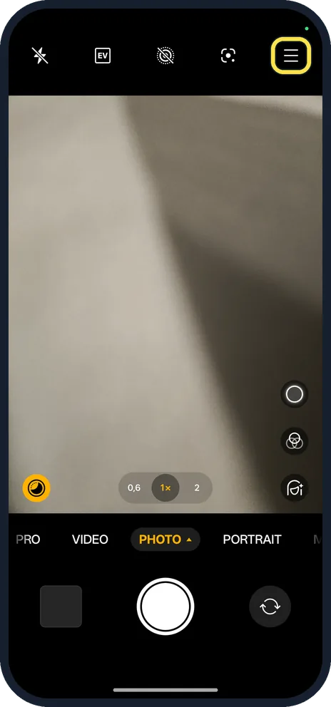 Screenshot from the guide: How to use the camera timer on a OnePlus (OxygenOS 16)