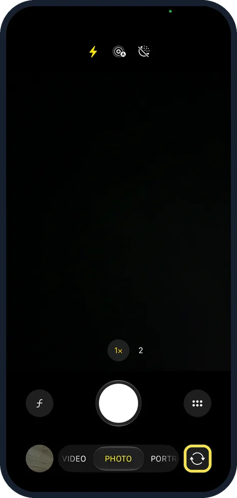 iPhone screen: Switch between front and back cameras
