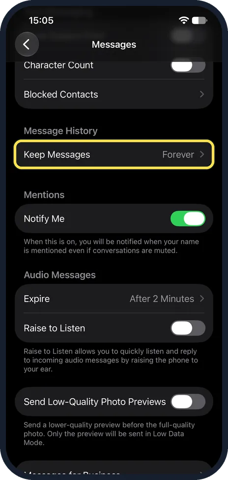 iPhone screen: Clear message attachments