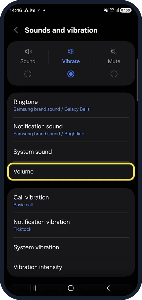 Android screenshot: Open Volume