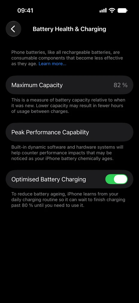 iPhone 14 Pro Settings, Battery Health and Charging, showing Maximum Capacity 82%, Peak Performance Capability and Optimised Battery Charging switched on