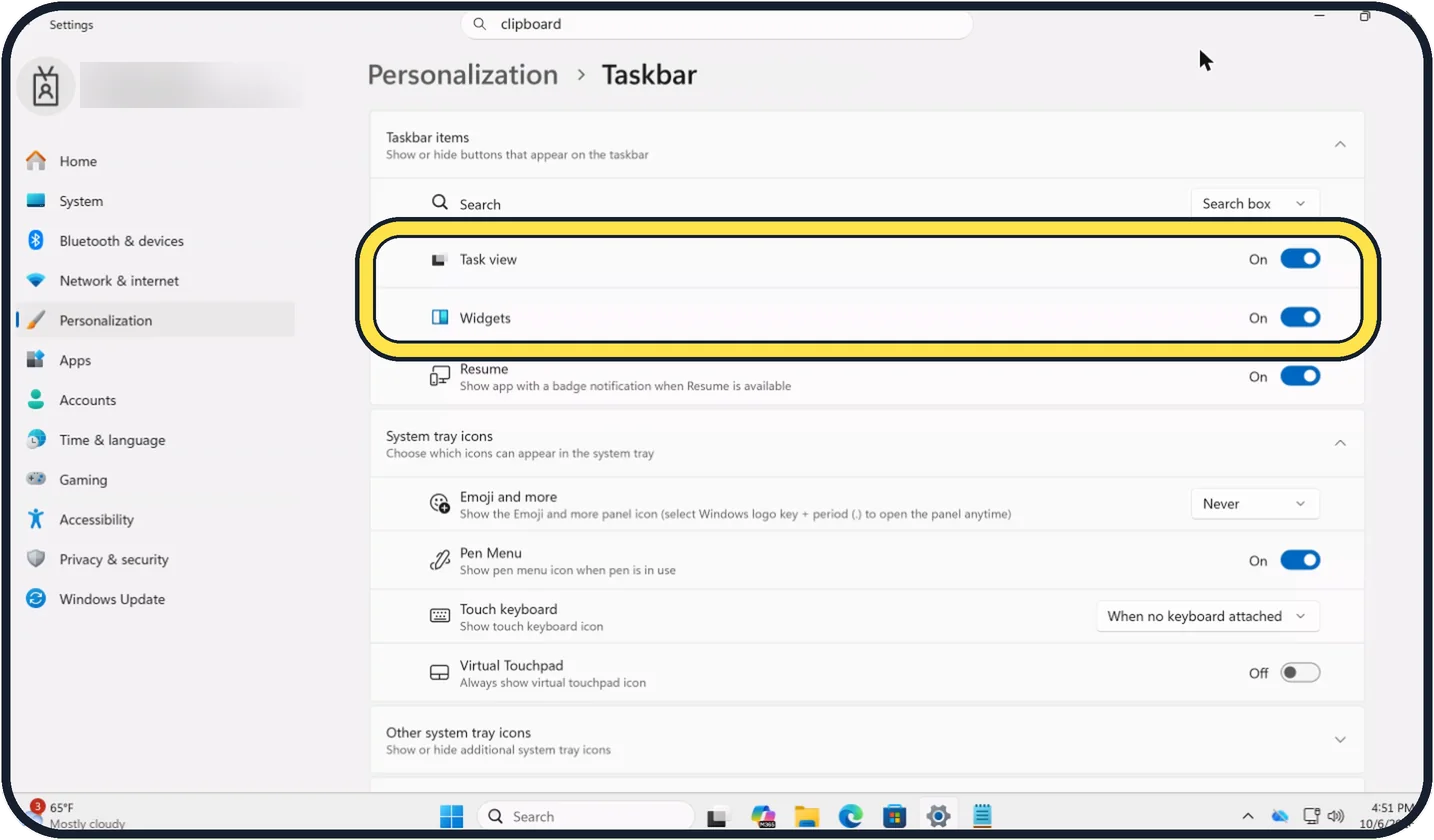 Windows screenshot: Switch Task view and Widgets back on