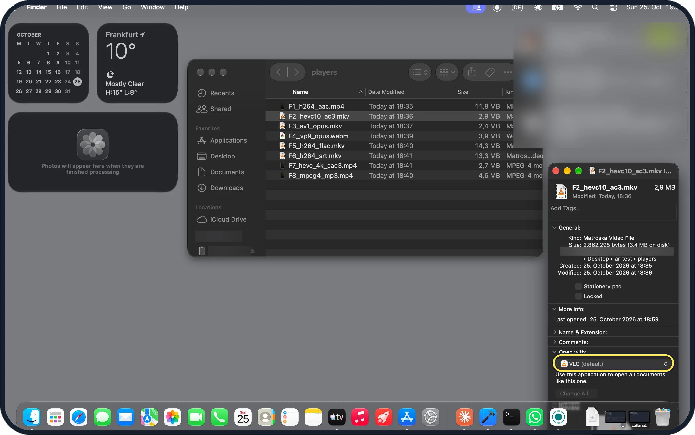 Mac screenshot: Open with VLC (default)