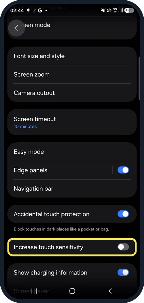 Android screenshot: Display settings on One UI 9