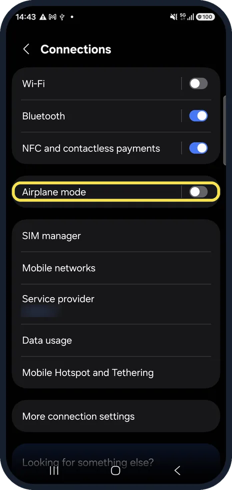 Android screenshot: Check Airplane mode and the signal