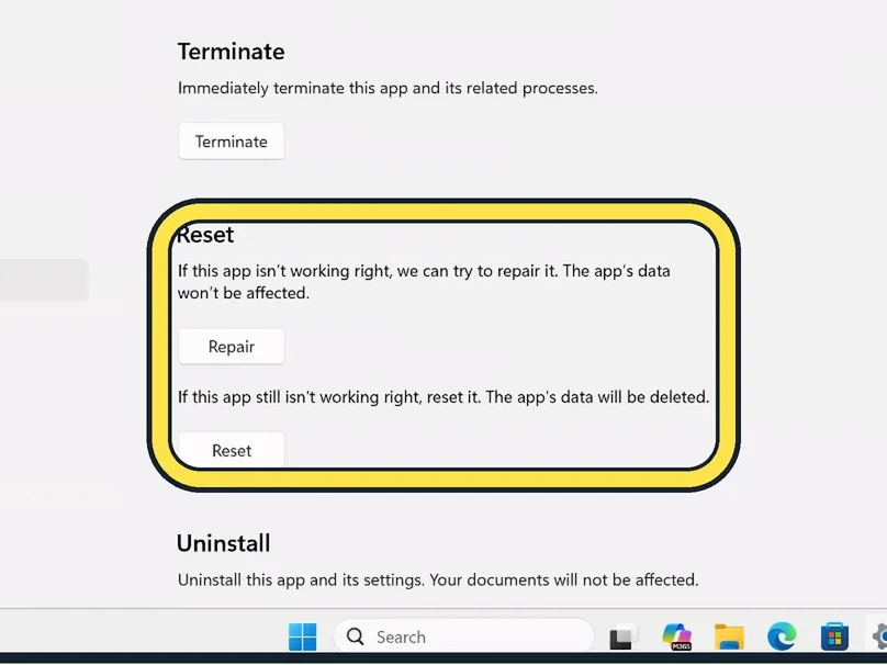 Screenshot from the guide: Microsoft Store apps not working on Windows 11? 7 fixes to try